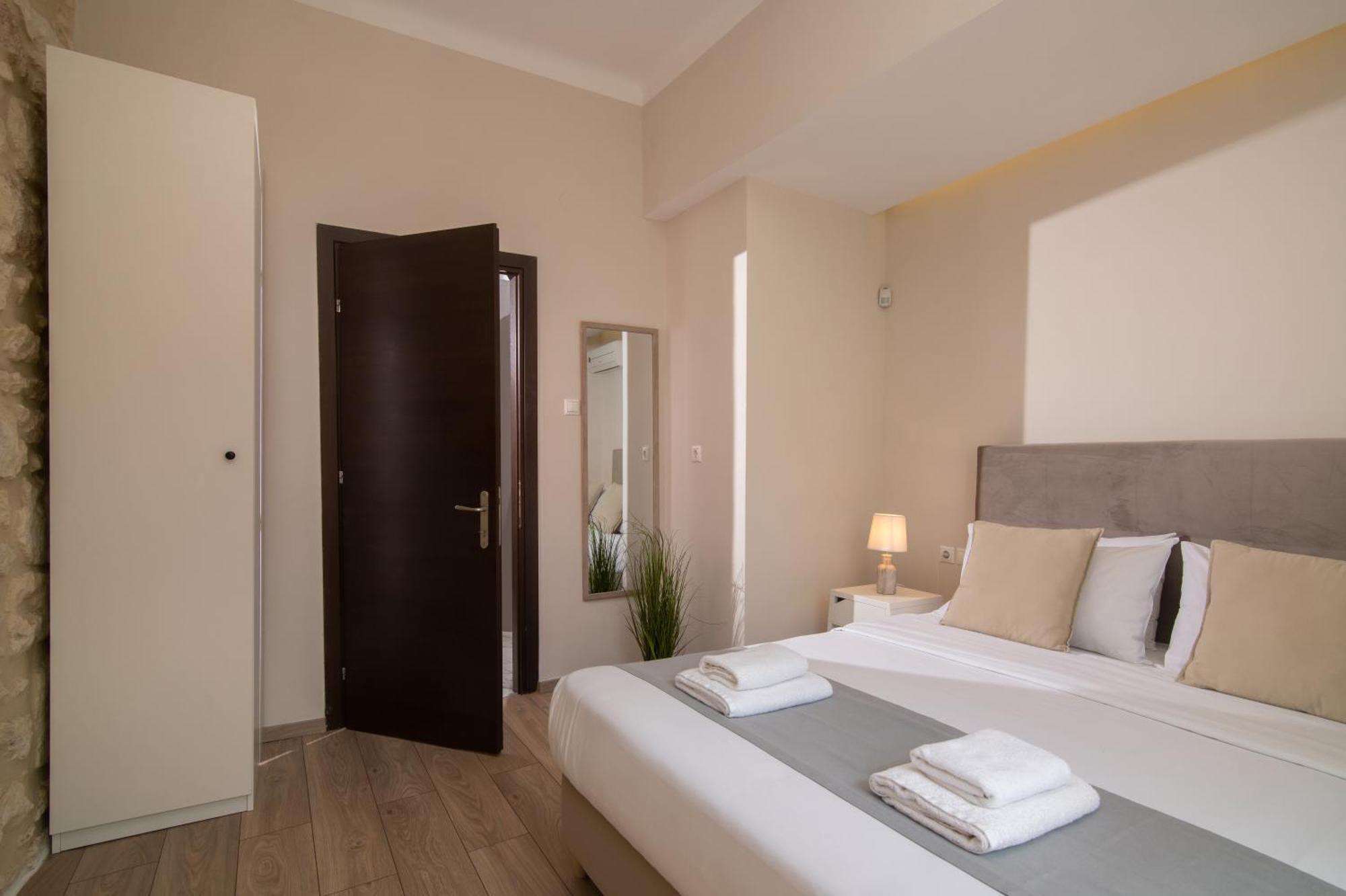 The Central Boutique Apartments Heraklion  Exterior photo